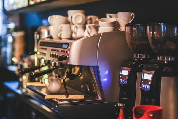 Quels sont les différents modèles de cafetières qu'on retrouve sur le marché ?